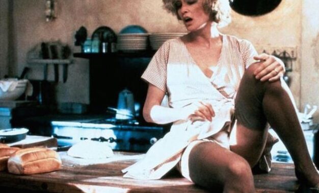 Ο ΤΑΧΥΔΡΟΜΟΣ ΧΤΥΠΑΕΙ ΠΑΝΤΑ ΔΥΟ ΦΟΡΕΣ