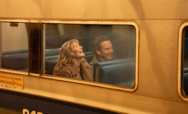 ΠΑΙΖΕΙ ΑΚΟΜΑ;