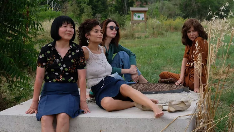 Γυναίκες έξω