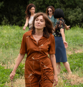 Γυναίκες έξω