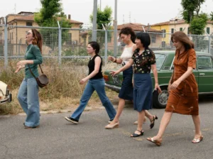 Γυναίκες έξω