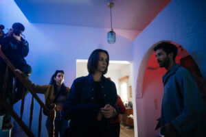 Μη γελάτε θα σας δει ο κόσμος