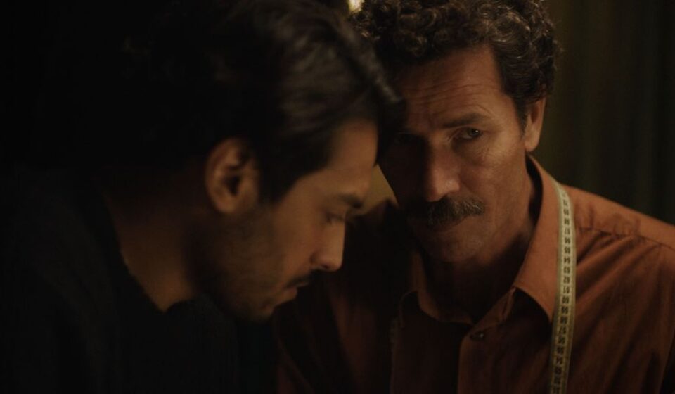 Το μπλε καφτάνι